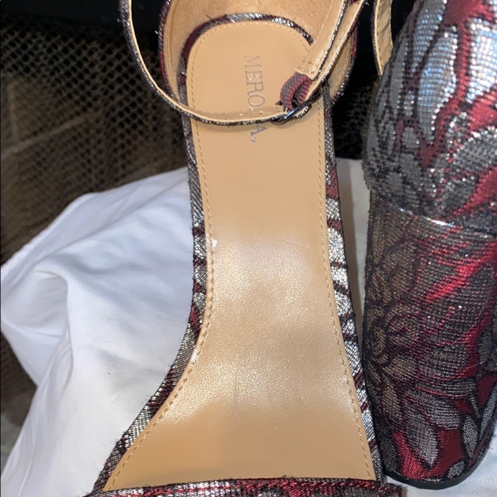 heels - Picture 6 of 7
